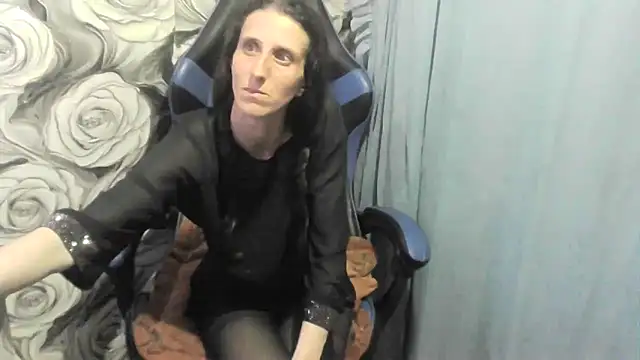  wolfxsnowy  online show from March 2026 06:07:01 PM