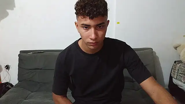 naugthy boy88 online show from February 2026 11:14:02 PM