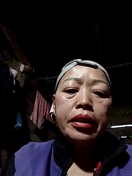 Snapshot of Agnes-baby chatting on February 2026 11:58:02 PM Agnes-baby online show from February 2026 11:58:02 PM