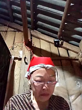 Snapshot of Agnes-baby chatting on February 2026 01:12:02 PM Agnes-baby online show from February 2026 01:12:02 PM