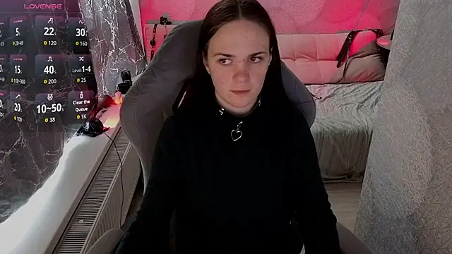 Snapshot of Mistress-Stella chatting on May 2026 11:05:01 AM Mistress-Stella online show from May 2026 11:05:01 AM