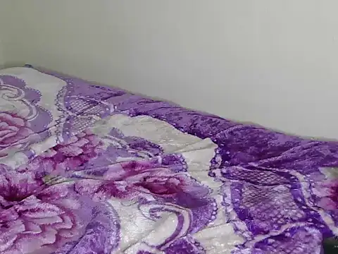 Snapshot of JuicyChandre chatting on January 2026 08:56:01 PM JuicyChandre online show from January 2026 08:56:01 PM