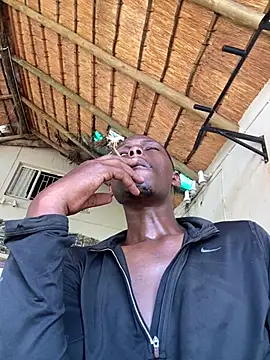 kwandero1234 online show from February 2026 12:10:02 PM