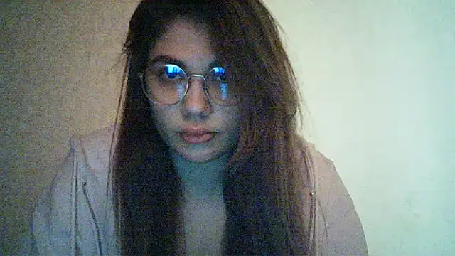 Snapshot of Tenovira chatting on February 2026 07:03:02 PM Tenovira online show from February 2026 07:03:02 PM