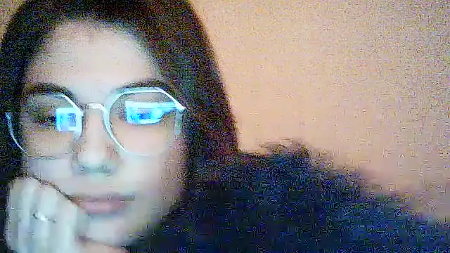 Snapshot of Tenovira chatting on March 2026 08:37:01 PM Tenovira online show from March 2026 08:37:01 PM