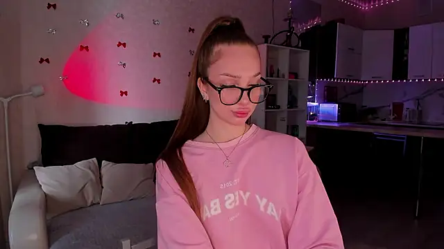 LababyAlice online show from February 2026 04:44:01 AM