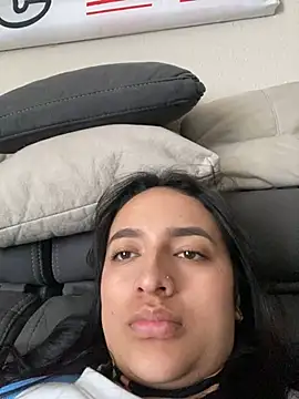 honey kendalll online show from February 2026 03:13:02 PM