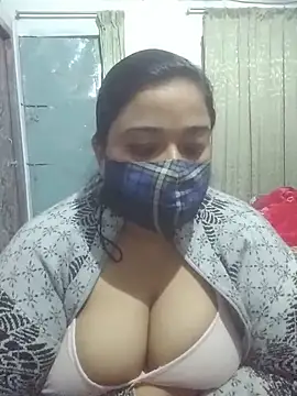 momo loves online show from February 2026 04:14:02 PM