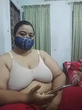 momo loves online show from March 2026 06:03:01 PM