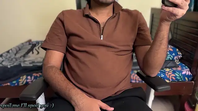 Snapshot of Ruthless_guyy chatting on June 2026 06:45:01 PM Ruthless guyy online show from June 2026 06:45:01 PM
