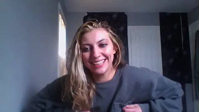 KellyKardashian online show from April 2026 06:34:02 PM