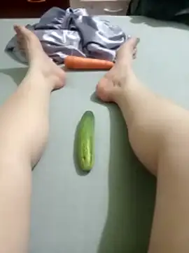 Snapshot of LINSA20 chatting on March 2026 01:57:02 PM LINSA20 online show from March 2026 01:57:02 PM