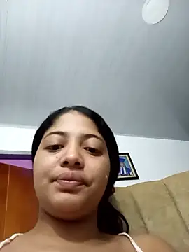 Zaira xxx online show from January 2026 04:17:01 AM