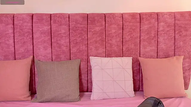 Mayleeth online show from April 2026 11:22:02 AM