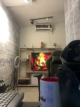 Violett hott  online show from June 2026 12:40:02 PM