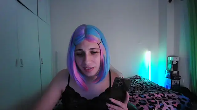 HoneyValentine online show from June 2026 07:35:02 PM