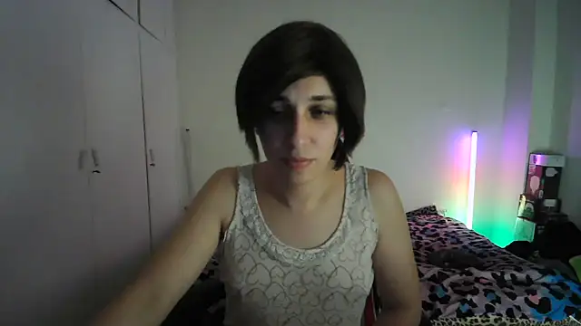 HoneyValentine online show from June 2026 07:38:02 PM