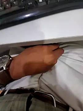 rohit16770 online show from April 2026 10:09:02 AM