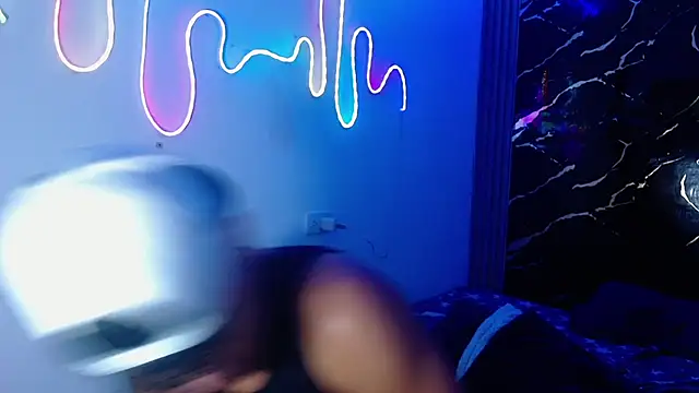 jamescurly00 online show from February 2026 09:32:02 AM