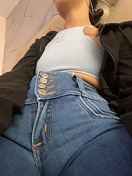 Michelle ec online show from April 2026 04:33:01 PM