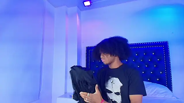 Cristal and luke online show from January 2026 03:23:01 AM