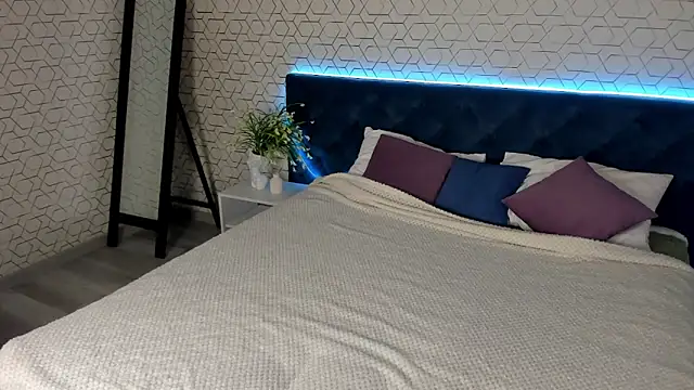 desiree doll online show from February 2026 01:11:02 AM