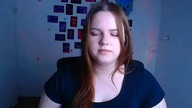 Kitty Mia Kitty online show from April 2026 11:05:01 AM