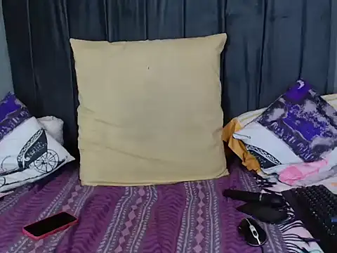 Snapshot of Sexy_Doll_xXx chatting on February 2026 06:15:02 PM Sexy Doll xXx online show from February 2026 06:15:02 PM