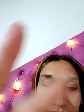 EcoDePiel online show from February 2026 05:25:01 AM