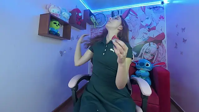 Snapshot of polly_wolf chatting on January 2026 07:26:01 PM polly wolf online show from January 2026 07:26:01 PM