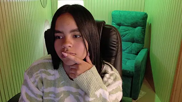 SofiaMante  online show from March 2026 09:21:02 PM