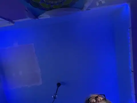 LickYourYoni online show from February 2026 03:19:01 PM