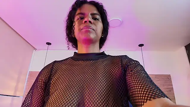 Snapshot of Ellie-Alves chatting on July 2026 01:54:02 PM Ellie-Alves online show from July 2026 01:54:02 PM