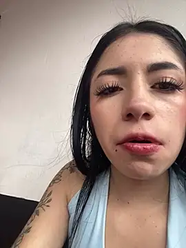 LunaSeduct online show from January 2026 05:15:01 PM