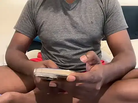 Curvy 69  online show from January 2026 04:15:01 AM