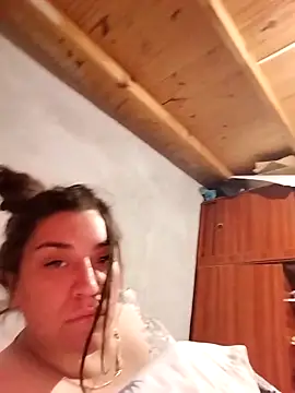 denise2028 online show from February 2026 11:33:01 PM