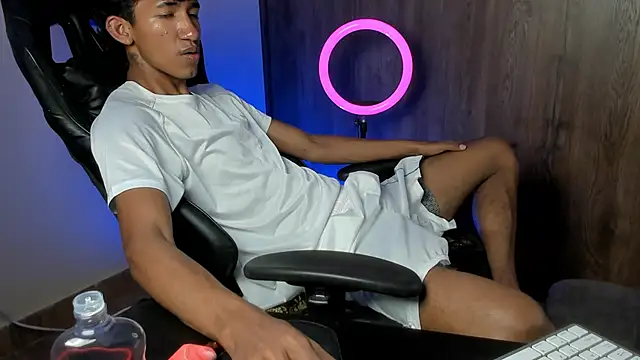 neitan miller  online show from January 2026 05:11:02 AM