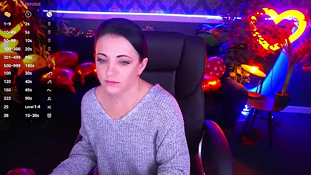 Dafni Monn online show from February 2025 06:42:02 AM