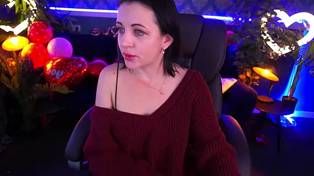 Dafni Monn online show from February 2025 07:00:02 AM