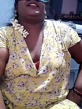 Snapshot of divyasree1431 chatting on June 2026 02:50:02 PM divyasree1431 online show from June 2026 02:50:02 PM