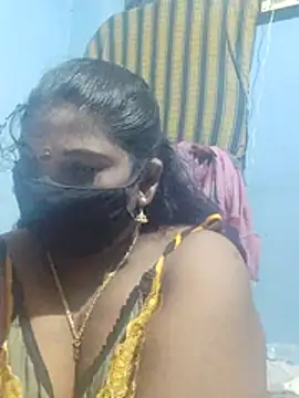 Snapshot of divyasree1431 chatting on July 2026 10:14:02 PM divyasree1431 online show from July 2026 10:14:02 PM