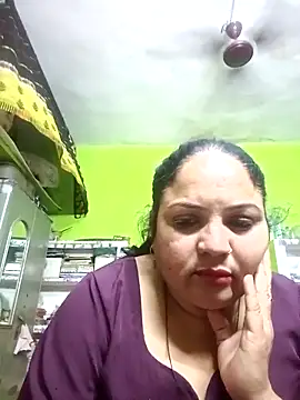 Snapshot of Chanchal_cute chatting on February 2026 05:13:02 PM Chanchal cute online show from February 2026 05:13:02 PM