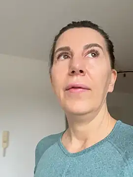 NaughtyMilla online show from January 2026 09:13:01 AM