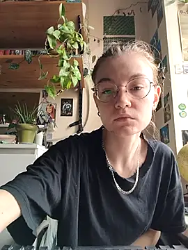 Snapshot of Shy_Bamby chatting on June 2026 07:46:01 AM Shy Bamby online show from June 2026 07:46:01 AM