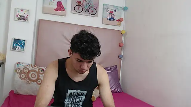 iam  lukas   online show from January 2026 02:33:02 PM