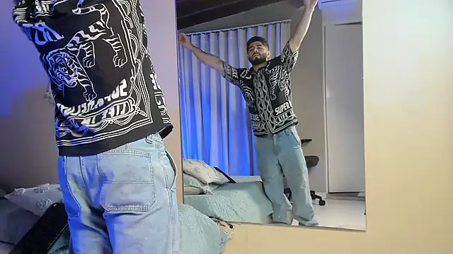 Thiago moretti online show from April 2026 09:39:33 PM