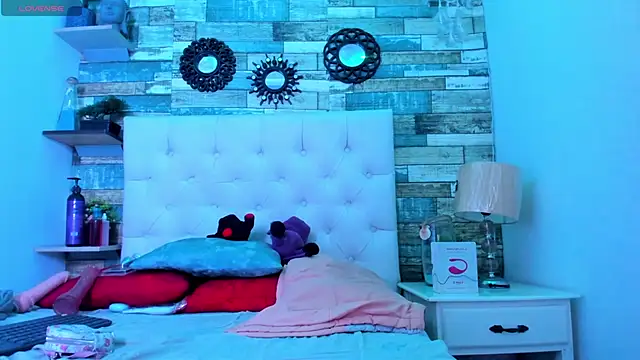 Scaarlett prince online show from February 2026 12:43:02 PM