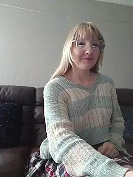 BunnySnowFlake online show from April 2026 11:09:02 PM