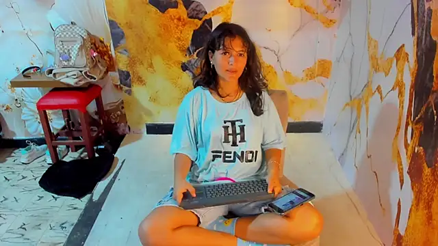 MiaBella18 online show from January 2026 07:19:02 PM