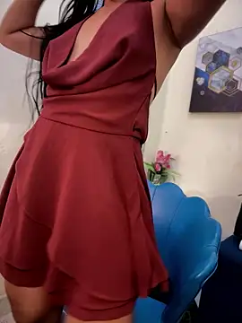 Snapshot of IriaLux chatting on January 2026 08:55:01 PM IriaLux online show from January 2026 08:55:01 PM